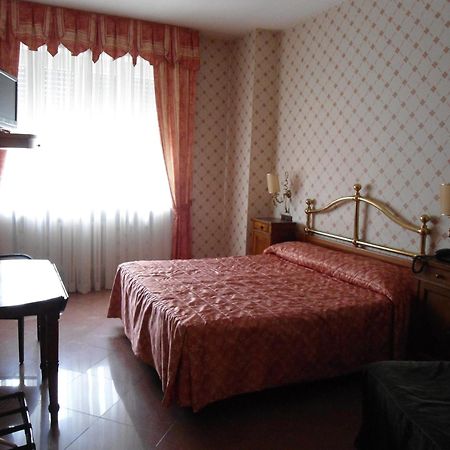 Hotel Continental Turin Exteriör bild