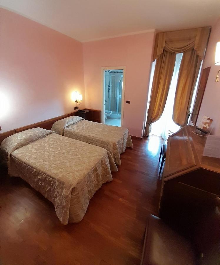 Hotel Continental Turin Exteriör bild