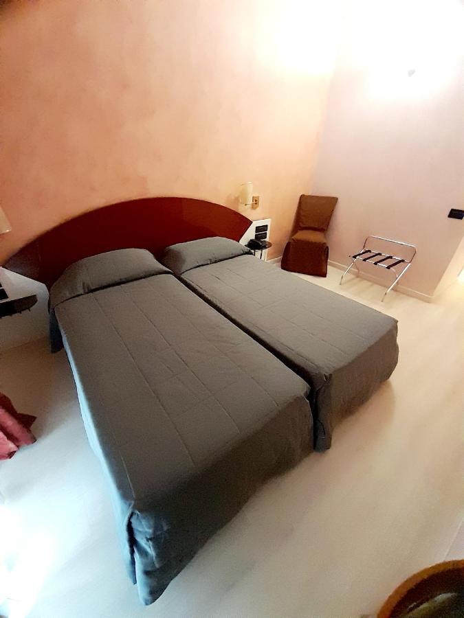 Hotel Continental Turin Exteriör bild