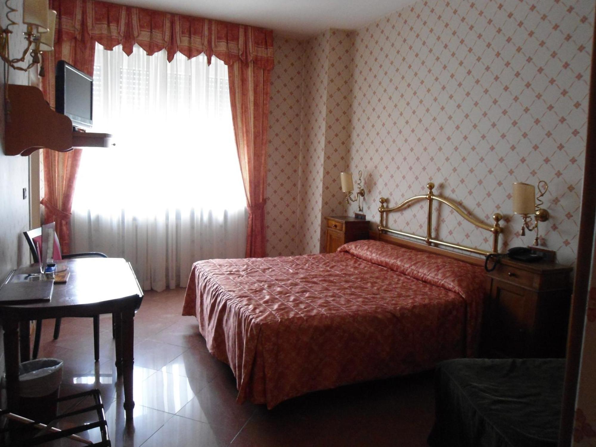 Hotel Continental Turin Exteriör bild