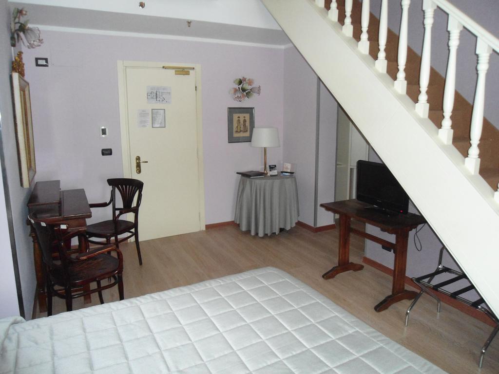 Hotel Continental Turin Exteriör bild